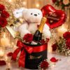 Regalo de aniversario para pareja con peluche, vino y chocolates